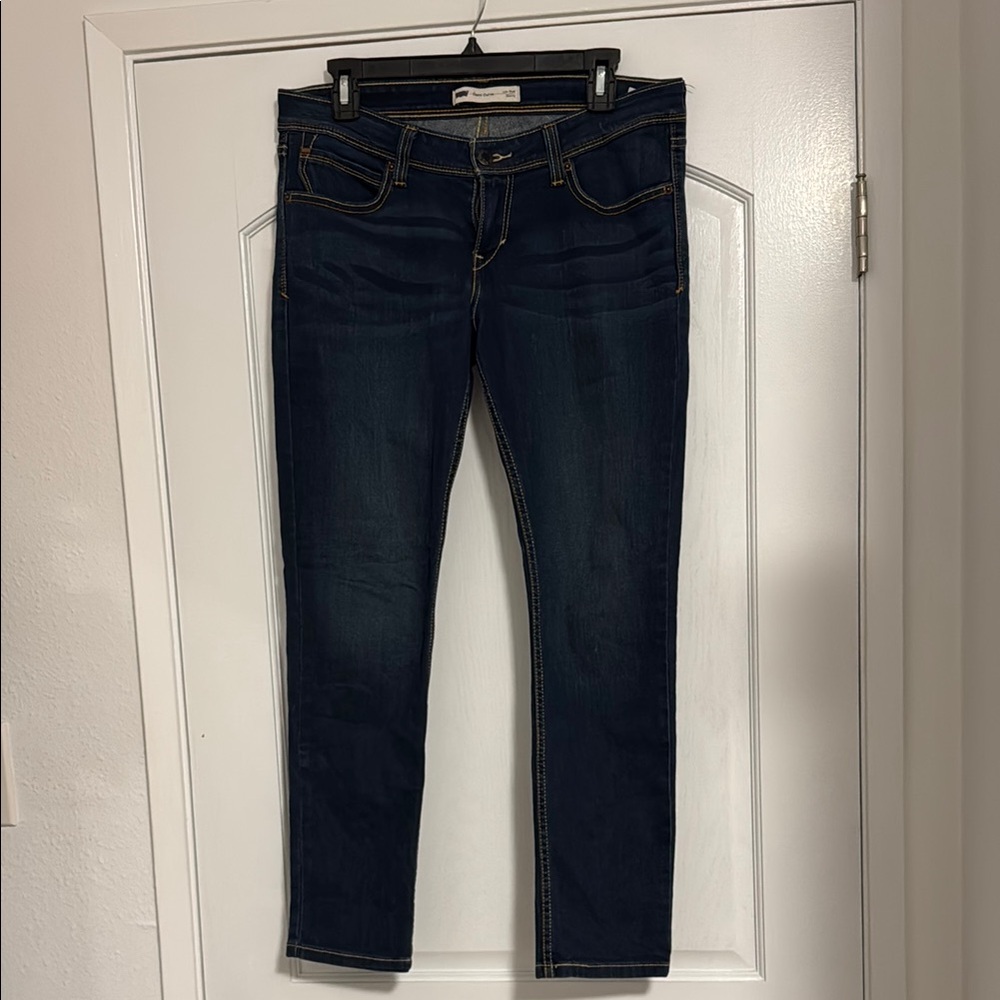 LEVI’S Women Dark Blue Low Rise Curve Skinny Jeans